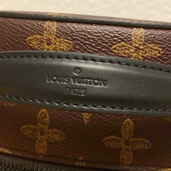 Louis Vuitton Runway Wheel Box Bag from Virgil Abloh Show #7 - Picture 6 of 12